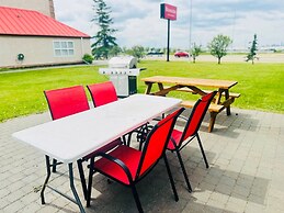 Ramada by Wyndham Sherwood Park