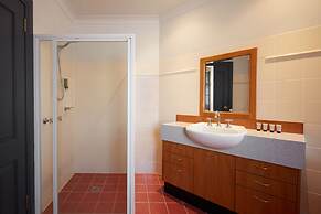 Brassey Hotel