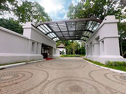 Novotel Bogor Golf Resort & Convention Center