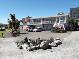 Lake Lodge Motel