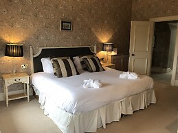 Dryburgh Abbey Hotel
