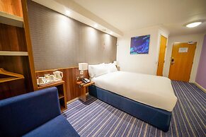 Holiday Inn Express Glenrothes by IHG