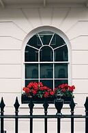 Tophams Hotel