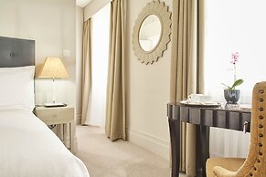 Tophams Hotel