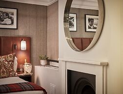 Tophams Hotel