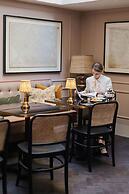 Tophams Hotel