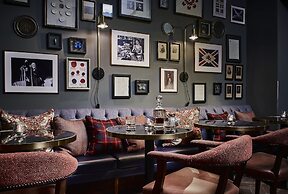 Tophams Hotel