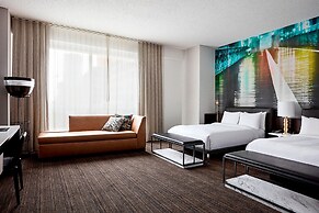 New York Marriott at the Brooklyn Bridge