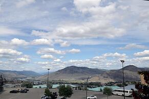 Travelodge by Wyndham Kamloops Mountview