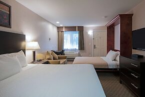 Travelodge by Wyndham Kamloops Mountview