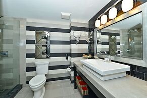 Prestige Lakeside Resort, WorldHotels Elite