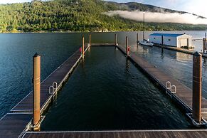 Prestige Lakeside Resort, WorldHotels Elite
