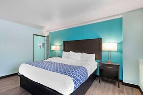 Clarion Inn Des Moines Airport