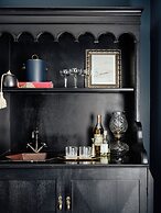 The Vanderbilt, Auberge Collection