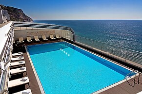 SANA Sesimbra Hotel