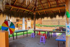 Costa De Oro Beach Hotel