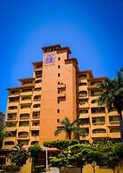 Costa De Oro Beach Hotel