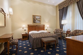 Premier Palace Hotel