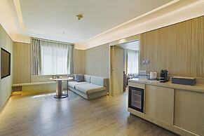 Renaissance Shenzhen Luohu Hotel