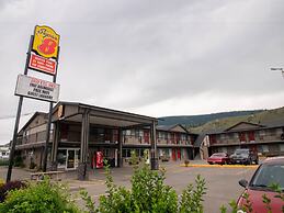 Super 8 by Wyndham Kamloops East