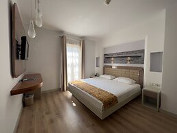 Puding Hotel