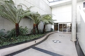 Carmana Hotel & Suites