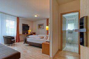 UNO Hotel Stuttgart Großbettlingen