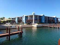 C Mandurah Resort