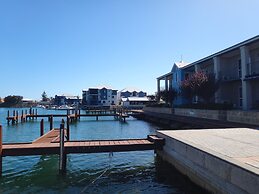 C Mandurah Resort