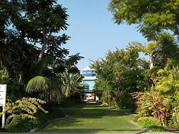 C Mandurah Resort