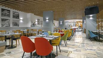 Metropol Hotel
