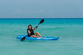 The Reef Playacar Beach Resort & Spa