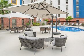 Hampton by Hilton Saltillo