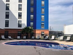 Hampton by Hilton Saltillo