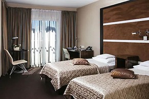 Niebieski Art Hotel & Spa
