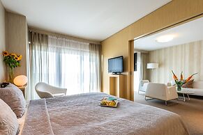 Niebieski Art Hotel & Spa