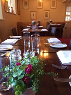 Worsley Arms Hotel