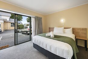 Fenton Court Motel