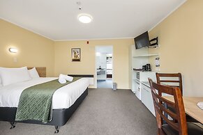 Fenton Court Motel