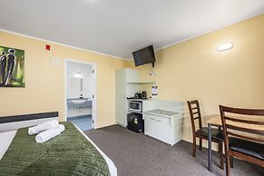 Fenton Court Motel