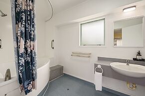 Fenton Court Motel