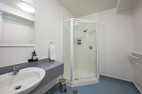 Fenton Court Motel