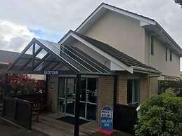 Fenton Court Motel