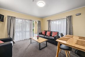 Fenton Court Motel