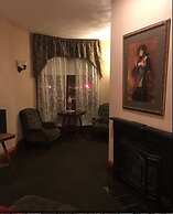 Hotel Ruby Marie