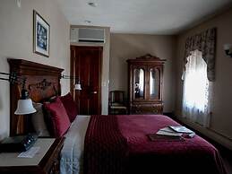 Hotel Ruby Marie