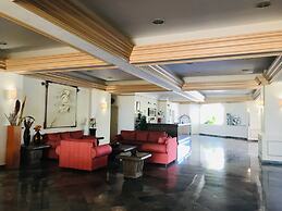 Costa Bonita Resorts