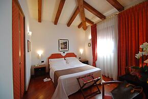 Alla Rocca Hotel