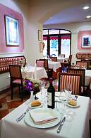 Alla Rocca Hotel