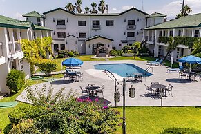 Quinta Dorada Hotel and Suites
